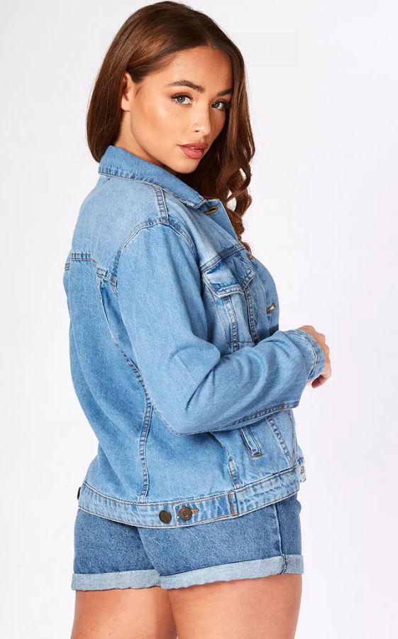 Stylish Women's Light Blue Denim Jacket
A fashionable light blue denim jacket with a classic design, suitable for casual or semi-formal wear.