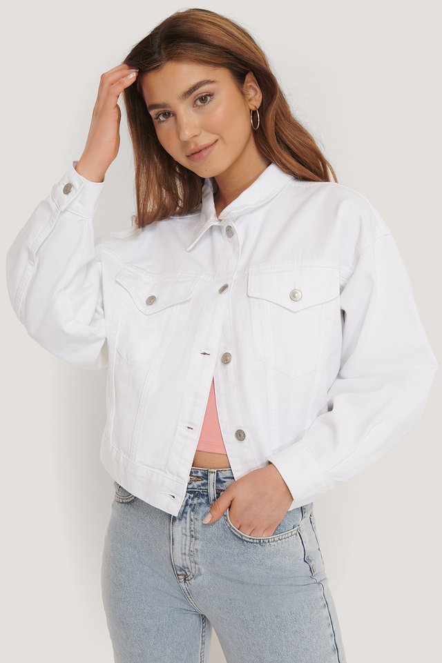 Stylish white denim jacket for women, versatile fashionable outerwear.